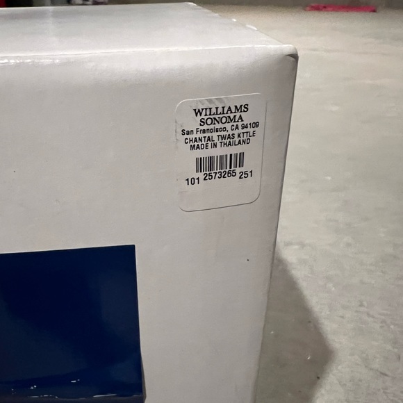 Chantal Twas Tea Kettle Christmas NWT - Picture 7 of 10